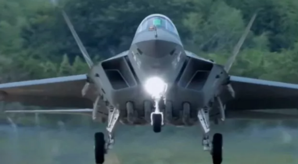 Foto - MMU Kaan'dan korkup Kore'nin kapısını çaldılar! Kaan'ın rakibini alacaklar