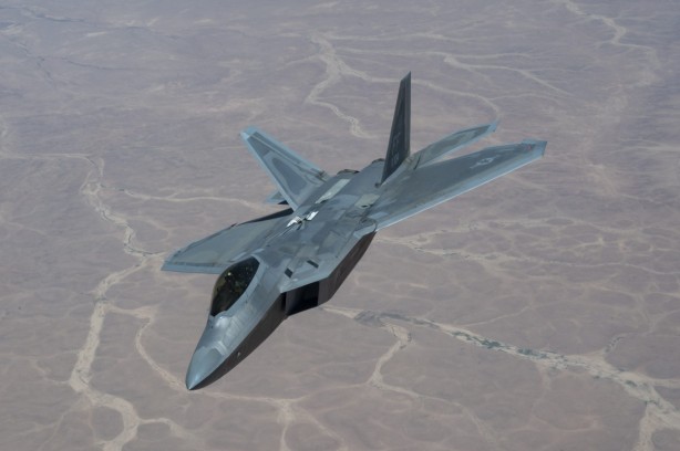 Foto - MMU Kaan'ın rakibi F-22 yakalandı! Ortalık tam anlamıyla karıştı