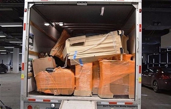 Mobilyaların içinden bakın ne çıktı!