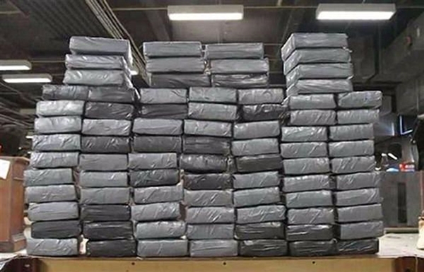 Foto - Mobilyaların içinden bakın ne çıktı!