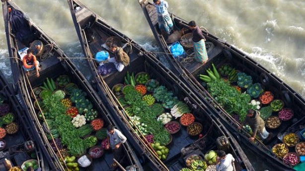 Foto - Modernleşmeye çalışan ülkede ibretlik görüntüler! 50 lira için…