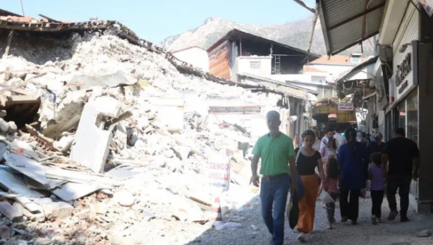 Foto - Molozların arasında alışveriş! O ilimiz bayrama buruk giriyor