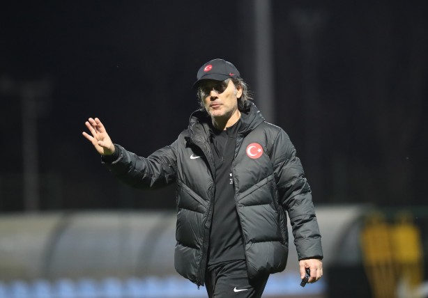 Foto - Montella'nın yüzüne söyledi: Gruplara kaldık, bana gerek yok! 2 yıldızı kadrodan çıkardı