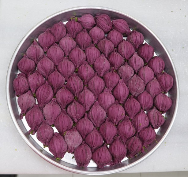 Foto - Mor baklava dikkat çekiyor! İşte içindekiler