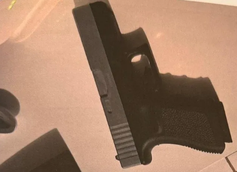 Foto - Mossad uşağı merkezde öttürüldü! Uçakta fotoğrafları çekip…