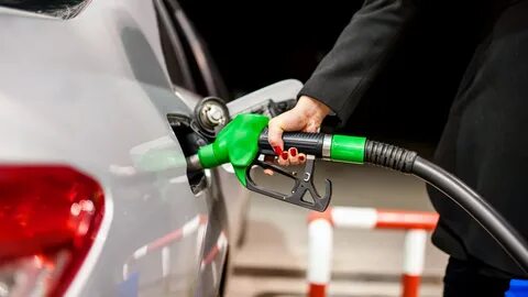 Foto - Motorine gece yarısı zammı! Benzin fiyatını geçti