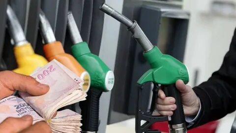 Foto - Motorine gelen dev zam sonrası benzine zam geliyor! Depoları doldurun!