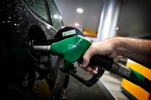 Foto - Motorine gelen dev zam sonrası benzine zam geliyor! Depoları doldurun!