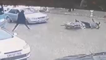 Foto - Motosiklet devrilince taşıdığı altınlar çalınmıştı; kazayı bilerek yapmış, şüpheliler bakın kim çıktı