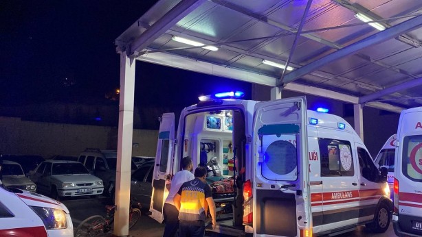 Foto - Motosiklet ile otomobil çarpıştı