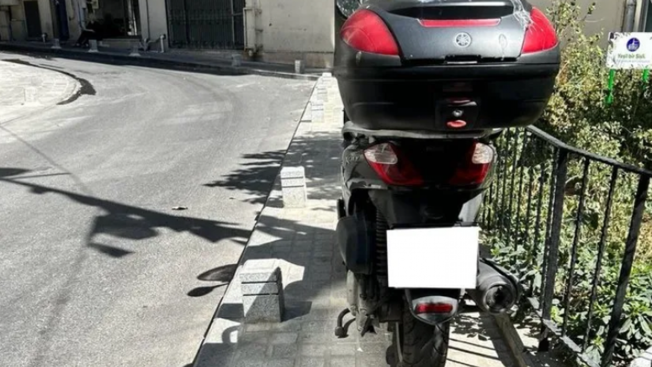 Foto - Motosikletler trafiği felç etti! Motosikletliler hiçbir kural tanımıyor mu?