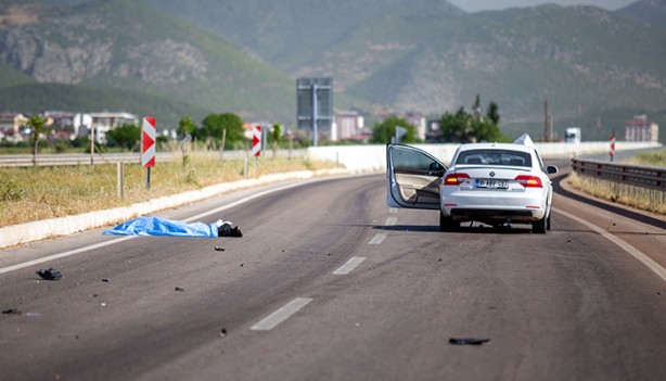 Motosikletli baba oğulun feci ölümü