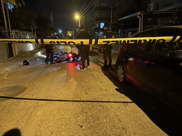Foto - Motosikletliyi öldürmek için pusu kurdular! İzmir'de inanılmaz anlar