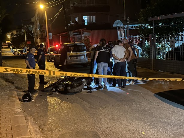Foto - Motosikletliyi öldürmek için pusu kurdular! İzmir'de inanılmaz anlar