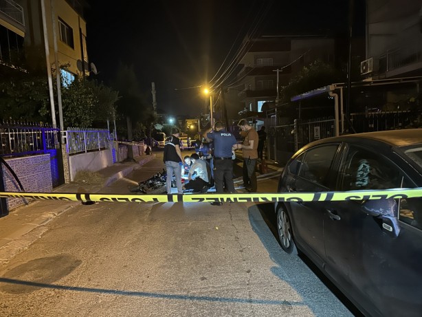 Motosikletliyi öldürmek için pusu kurdular! İzmir'de inanılmaz anlar