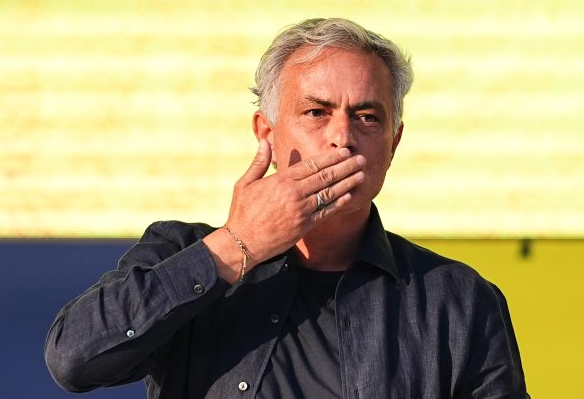 Foto - Mou’nun kader haftası… Harekete geçtiler: Heyecanlı maçlar sonrası bakalım neler olacak?