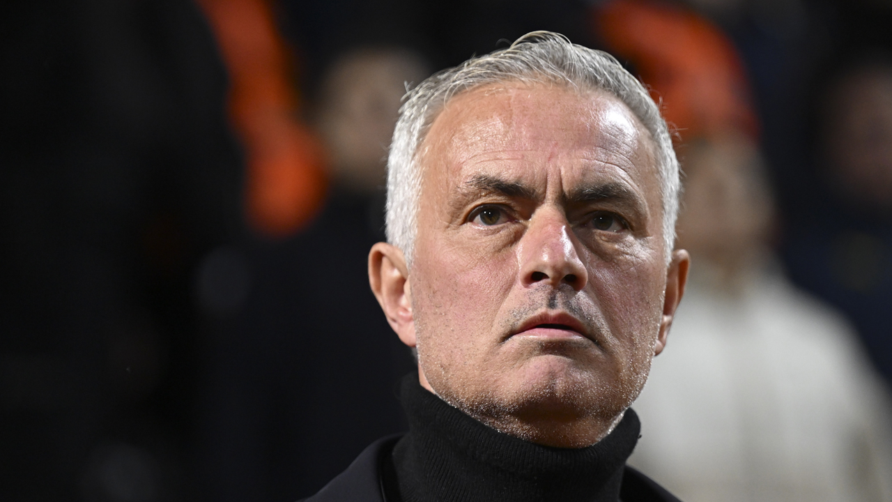 Foto - Mourinho, Fenerbahçe defterini kapatıyor! Yılın bombası patladı, işte yeni takımı...