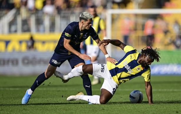 Foto - Mourinho O oyuncularla ilgili sessizliğini bozdu! Ali Koç çılgına dönecek! Yollar kesin olarak ayrılacak bu sefer…