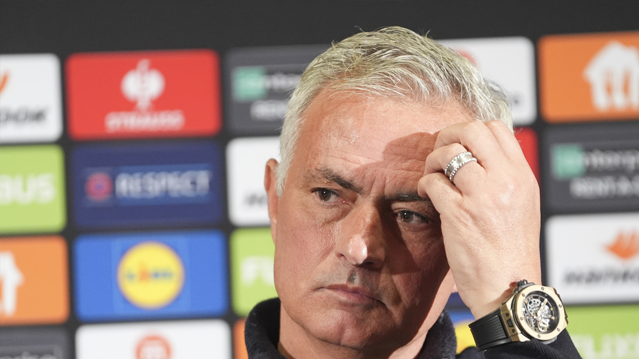 Foto - Mourinho sonunda masaya yumruğunu vurdu! Ya gelsin ya da bitirin! Bu sefer kırmızı alarm…