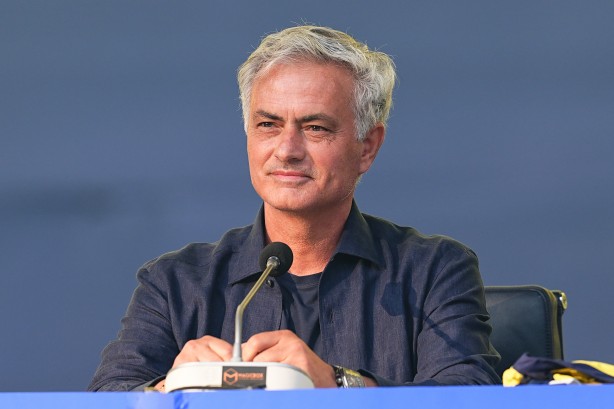 Foto - Mourinho yeni bir sistem için ilk kellesini aldı! Taraftar çıldıracak resmen! Geçen sezonun en iyisiydi...