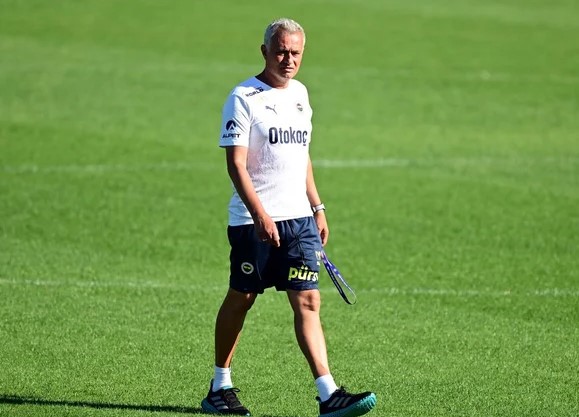 Foto - Mourinho'dan 8 isme çizik: Hemen yollanmalarını istedi!