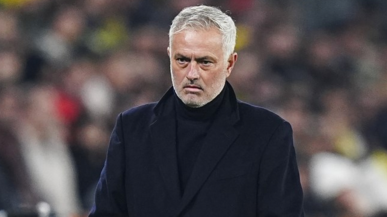 Foto - Mourinho’dan Galatasaray çıkışı! Kadıköy’e bombalar yağacak bu hamlelerle! Sen ciddi misin gerçekten?