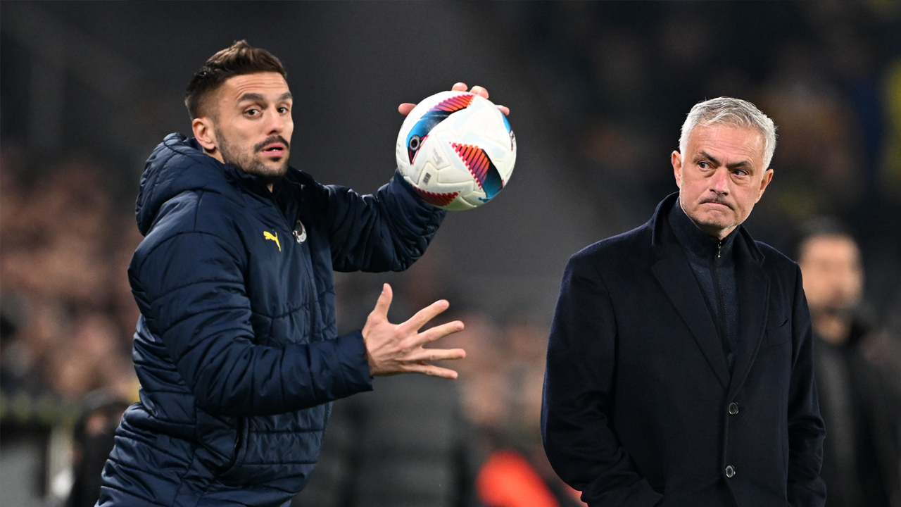 Foto - Mourinho'dan ortalığı ayağa kaldıracak 'Okan Buruk' kararı! Olay sözler...