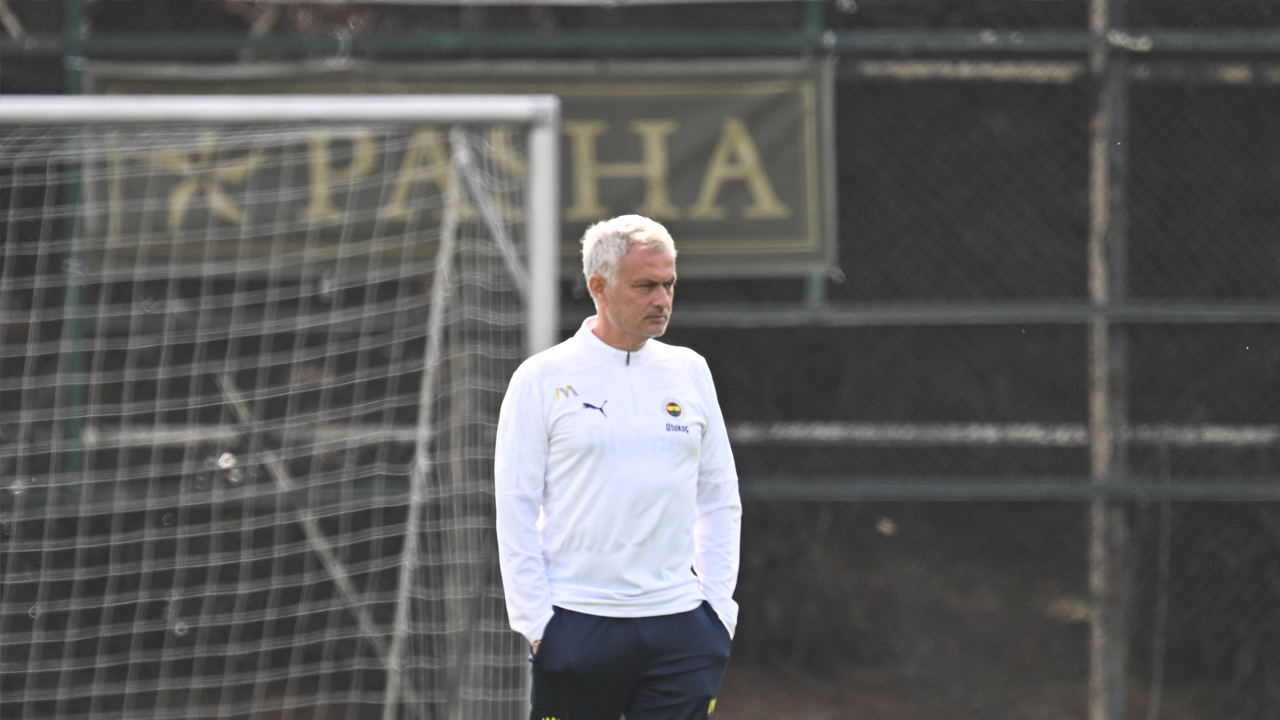 Foto - Mourinho’dan şaşırtan savunma geldi: Transferler yandı bitti! Yine yeniden başlıyor Portekizli…