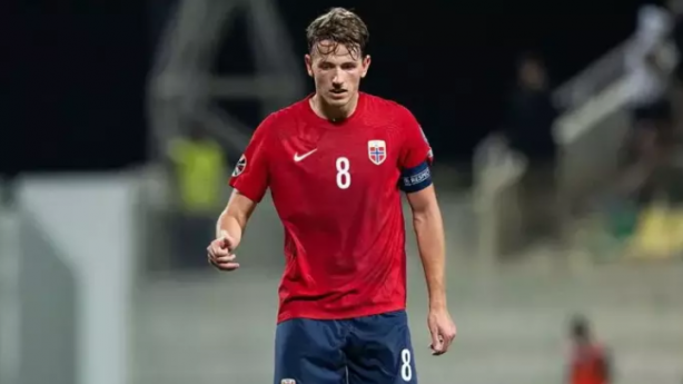 Foto - Mourinho’nun ısrarla istediği oyuncudan iyi haber! Sıcak bakıyor