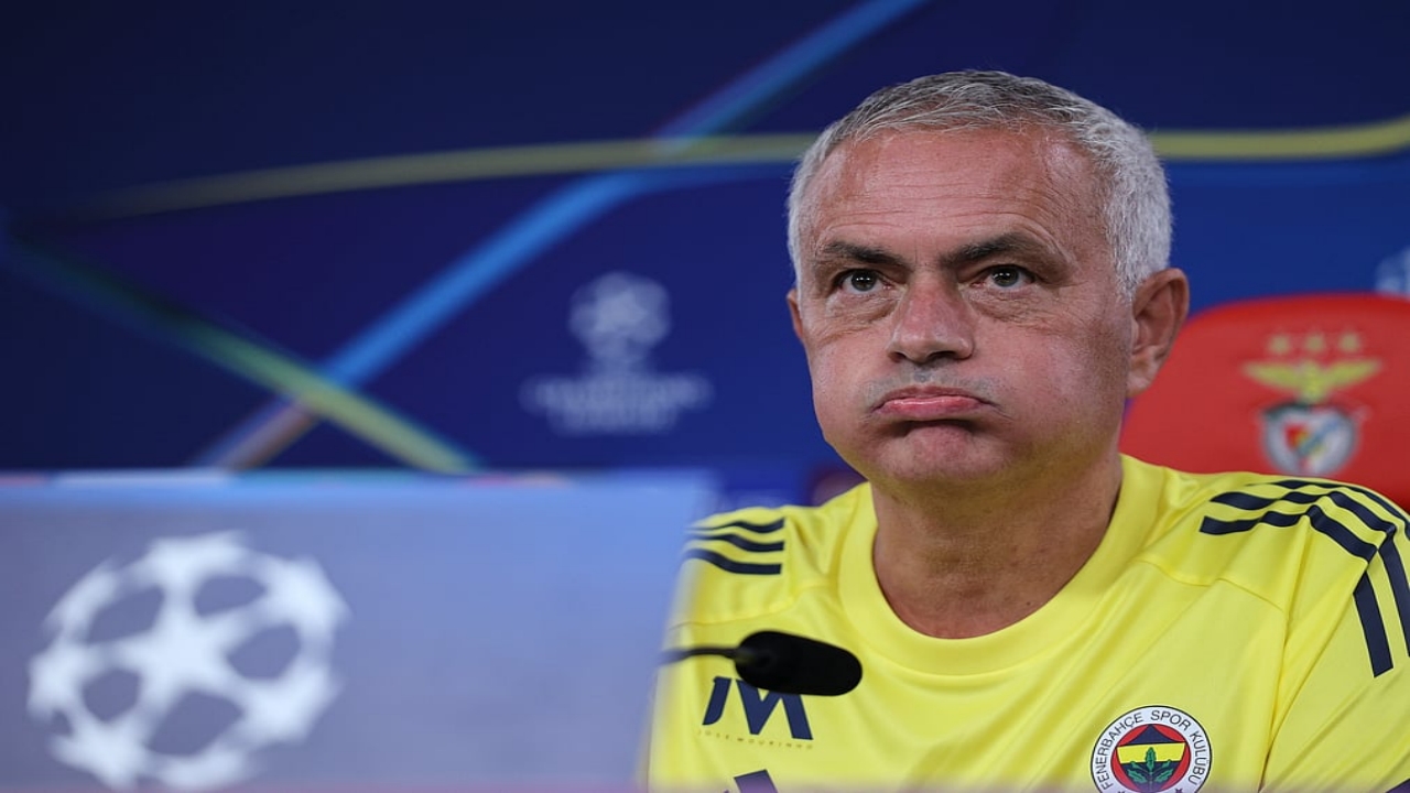 Foto - Mourinho’nun kovulması sonrası Fenerbahçe’de beklenmedik gelişme