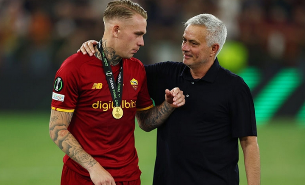 Foto - Mourinho'nun prensinin Beşiktaş kararı değişti! Hollandalı sağ bek gelecek mi?