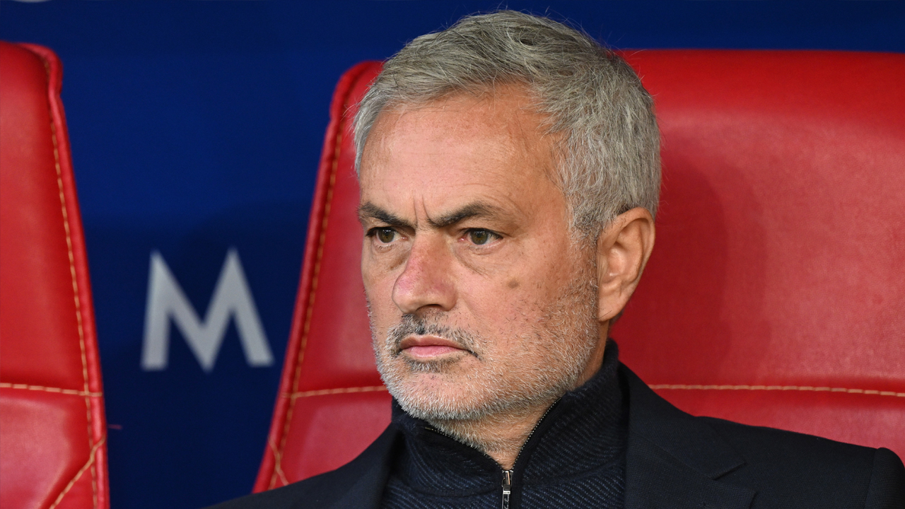 Foto - Mourinho'nun stoper kararı şok edecek cinsten! Takıma stoper dayanmıyor ki: Bu da neyin nesi...