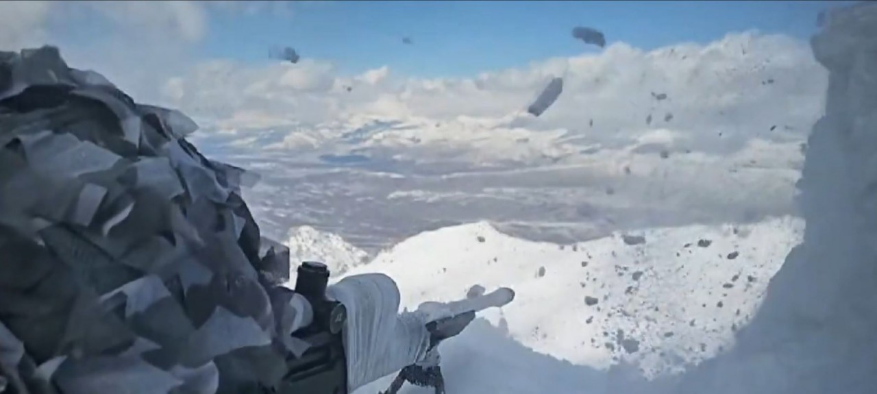 Foto - MSB paylaştı! Mehmetçik zorlu arazi koşullarında böyle görüntülendi 