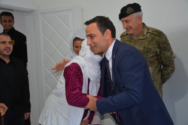 MSB ve valilik, Kıbrıs gazisinin evini yeniledi