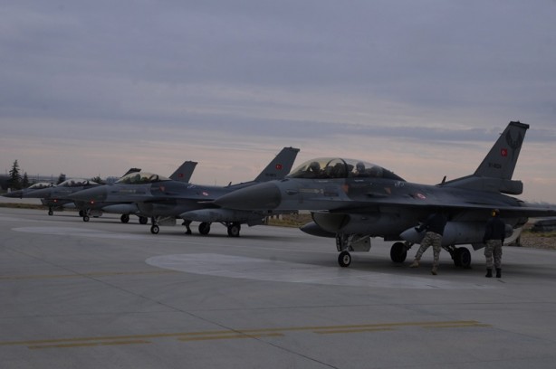 Foto - MSB'den F-16 paylaşımı! Hız kesmeden sürüyor