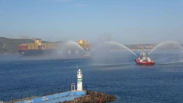 Foto - 'MSC Türkiye', Çanakkale Boğazı’ndan geçti