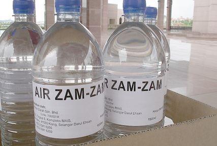 Foto - Mübarek Zemzemin hayrete düşüren sırrı