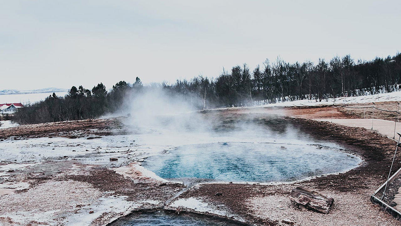 Foto - Mucur'da beyaz petrol fışkırmak üzere