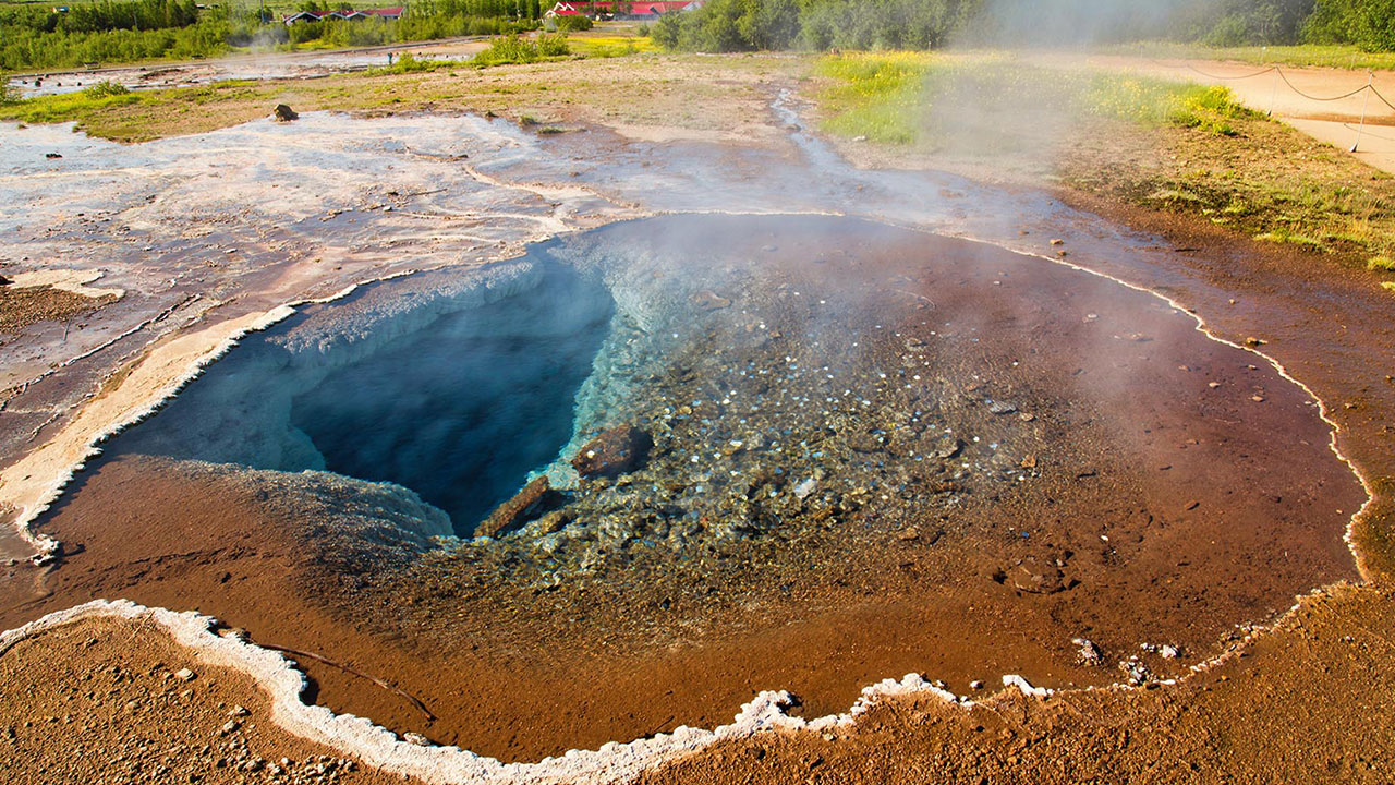 Foto - Mucur'da beyaz petrol fışkırmak üzere