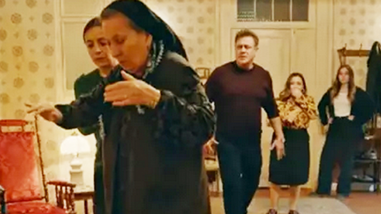 Foto - Müge Anlı'nın radarına girdi! İzlediği diziyi açıkladı, sosyal medya yıkıldı: Dizi hamlesi