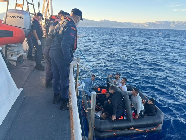 Foto - Muğla açıklarında 118 düzensiz göçmen kurtarıldı