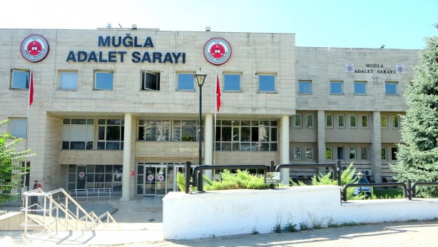 Muğla’da eşini öldüren zanlı adliyeye sevk edildi