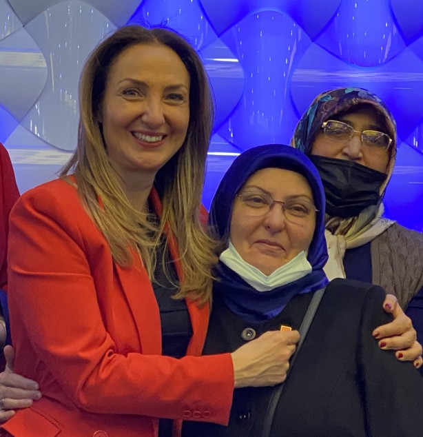 Foto - Muhafazakarlara şirin görünme çabası! CHP'de Deniz Baykal formülü...