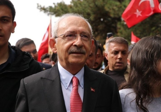 Foto - Muhalefet resmen çatırdıyor" diyen Batı'dan Kılıçdaroğlu yorumu: Onu anca mucize kurtarır
