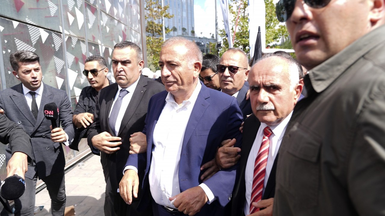 Foto - "Muharrem’i infaz ettik" diyen Gürsel Tekin’den CHP yönetimine uyarı: Aklınızı başınıza toplayın!