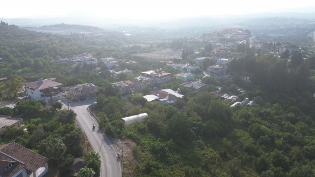 Foto - Muhtarın ismini gören telefona sarılıyor