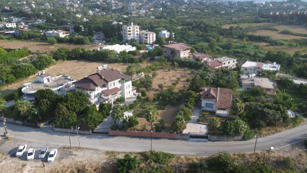 Foto - Muhtarın ismini gören telefona sarılıyor