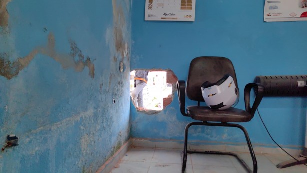 Foto - Muhtarlık binasında yeni muhtarı şoke eden manzara! 