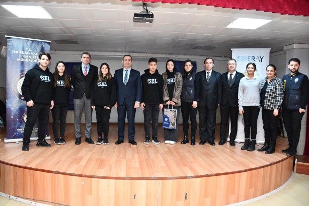 Foto - Muhteşem çizim!Tek başına yaptı ama tüm türkiye kullanacak