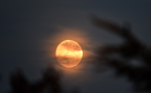 Foto - Muhteşem görüntü! Van Gölü semalarından yükselen dolunay hayran bıraktı